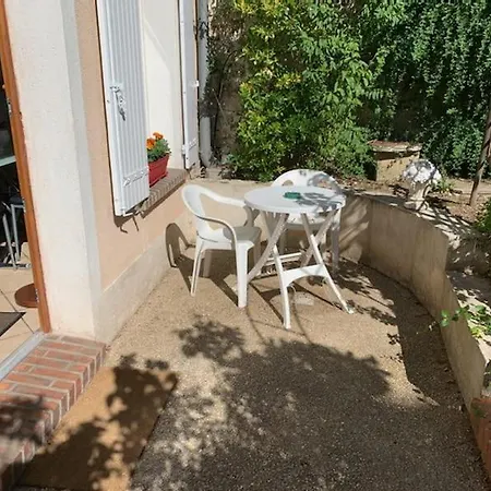 Tatil Evi Maisonette Avec Terasse Entoure De Fleurs